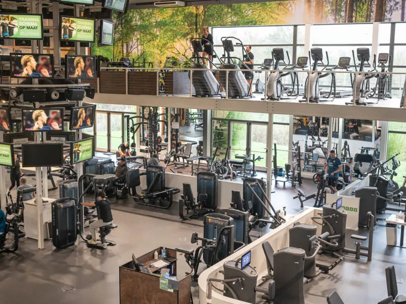 Grote-ruime-fitness-zaal-B-Active.webp